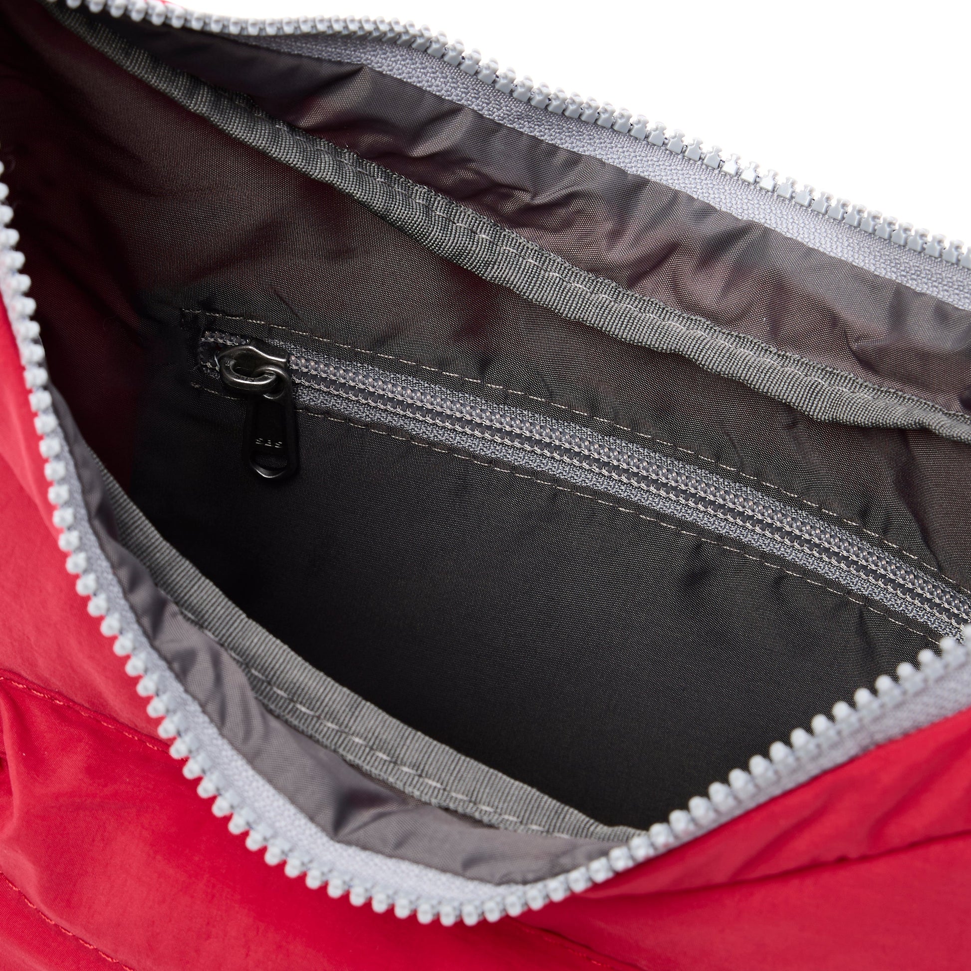 Belsize Handbag in Chilli-4