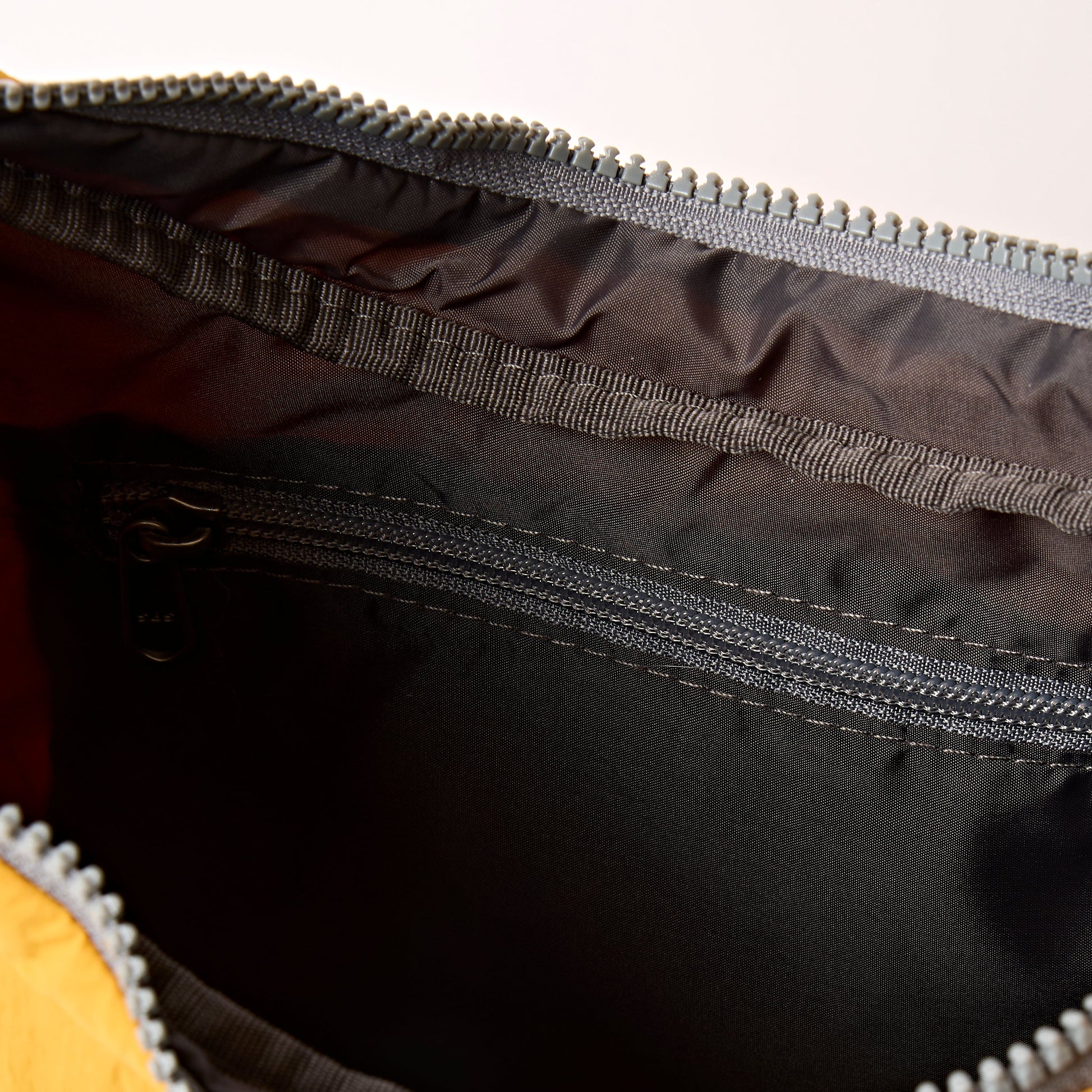 Belsize Handbag in Corn-4