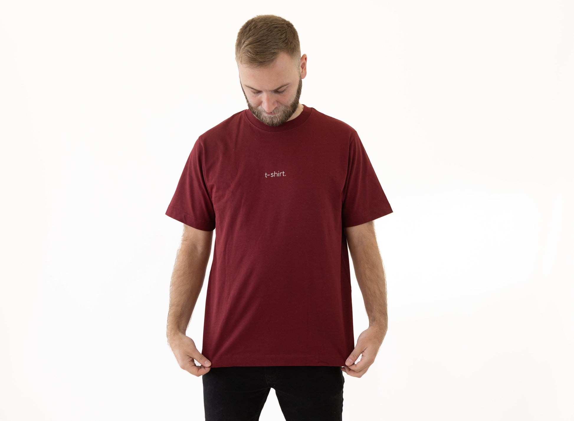 simple. t-shirt. burgundy.-4