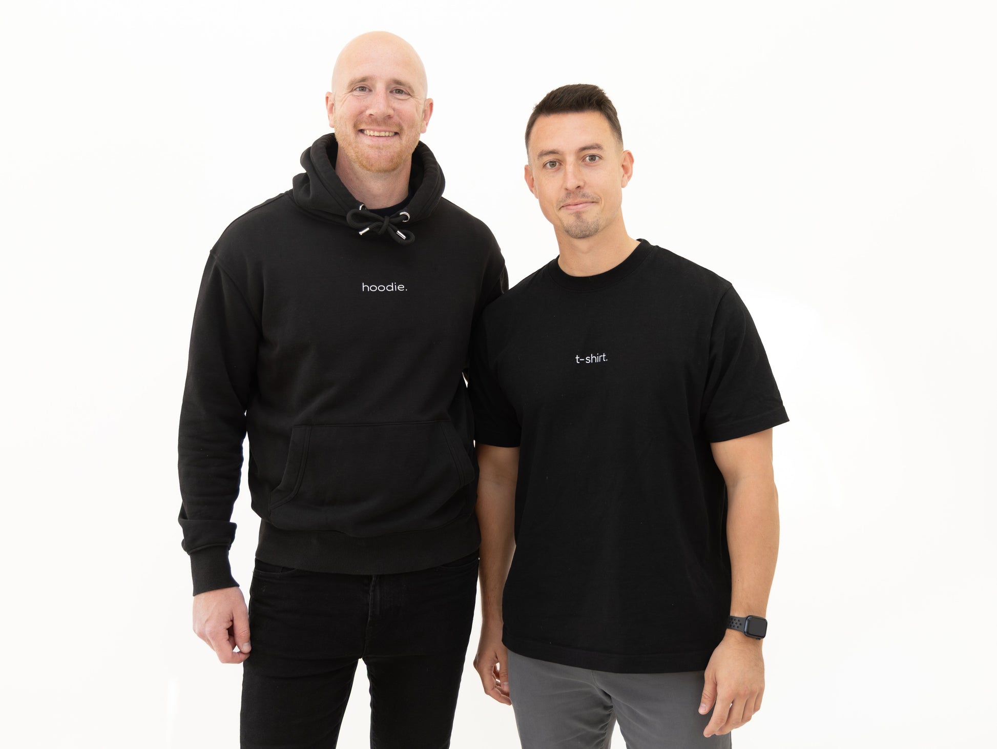 simple. hoodie. black.-5