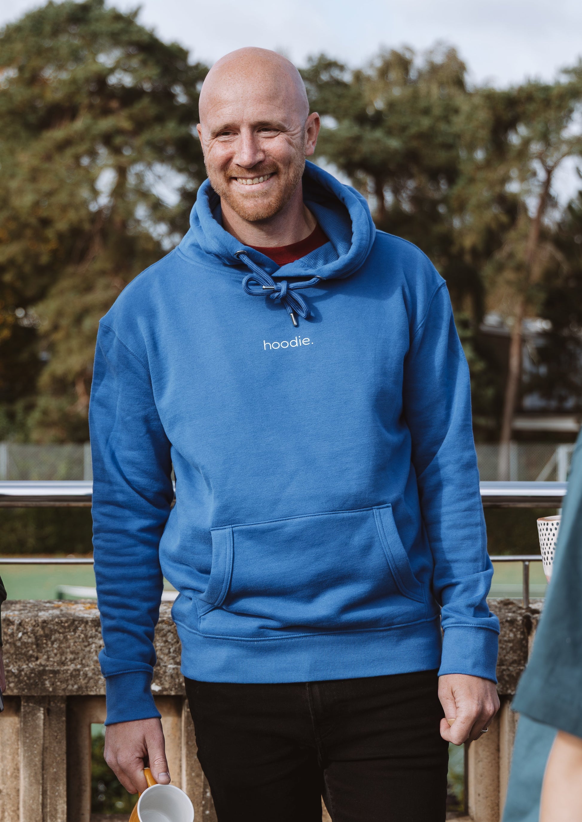 simple. hoodie. royal.-4