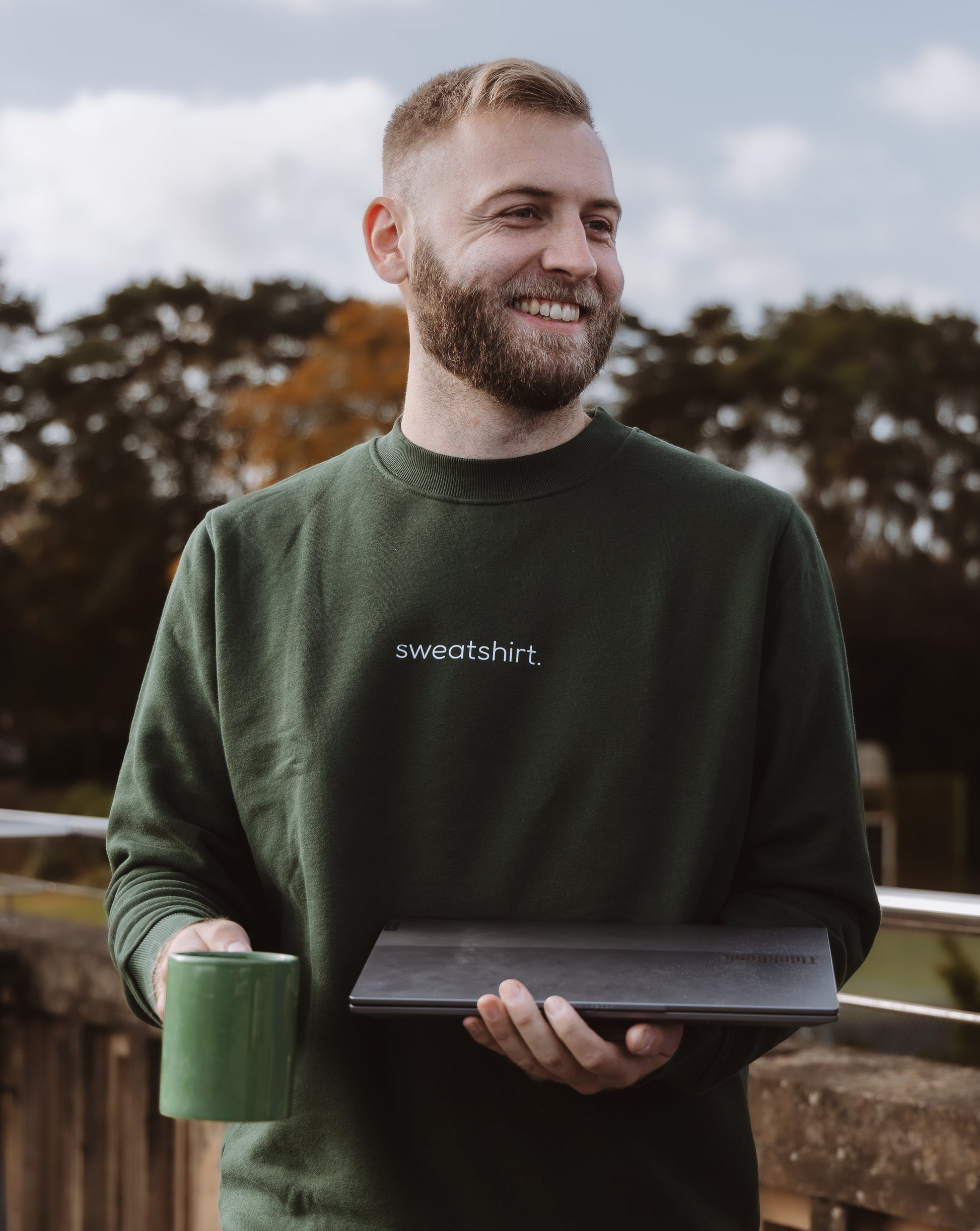simple. sweatshirt. forest-green.-7