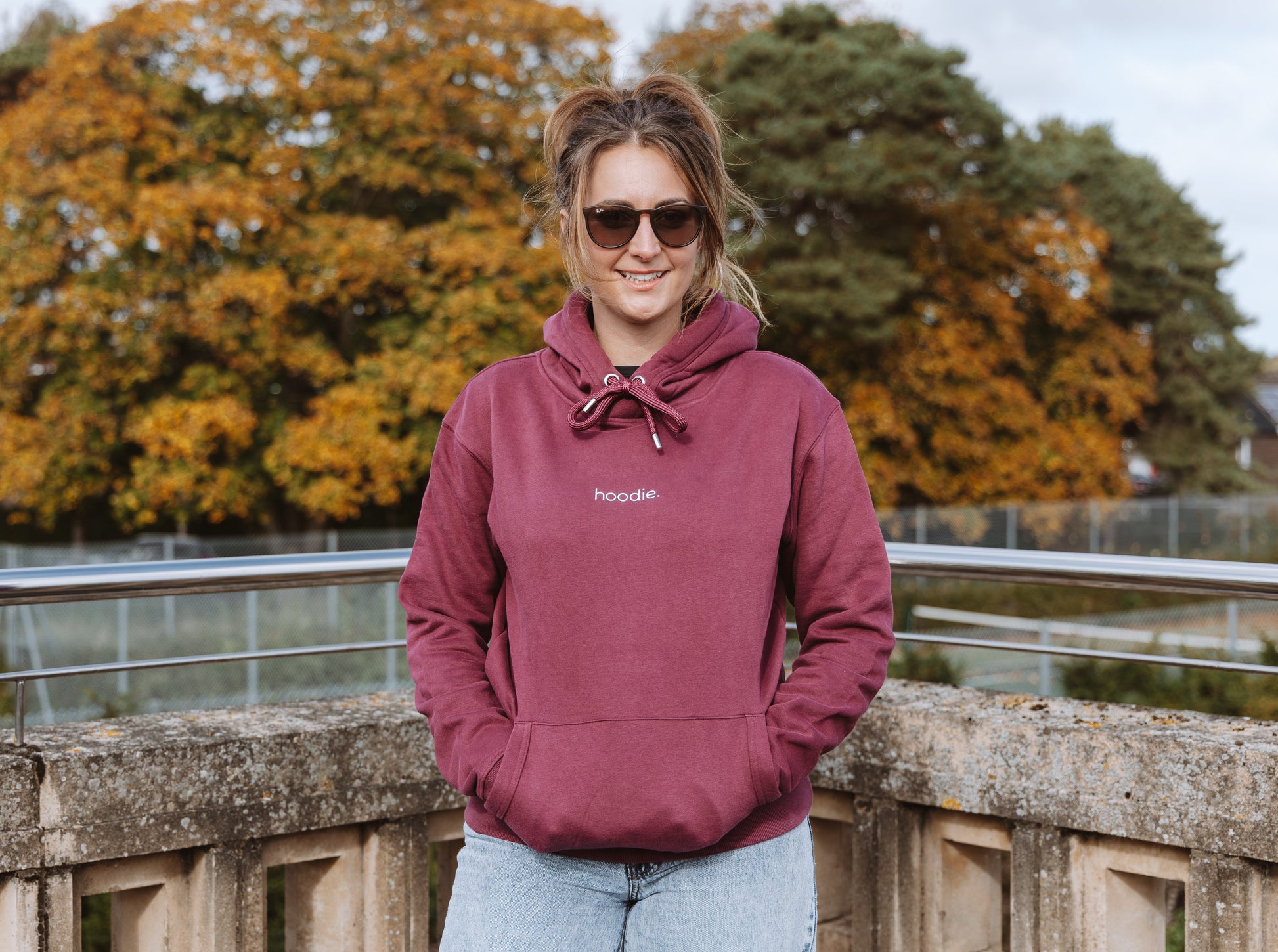 simple. hoodie. burgundy.-6