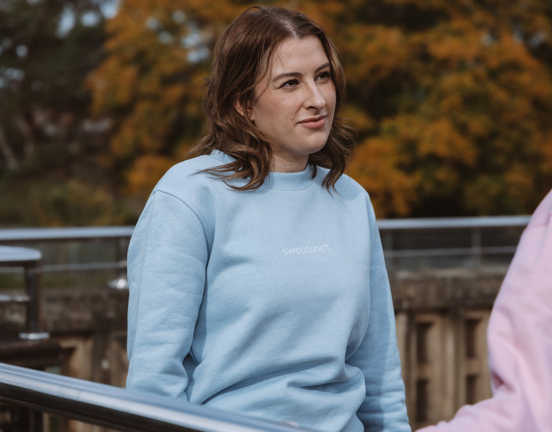 simple. sweatshirt. light-blue.-6