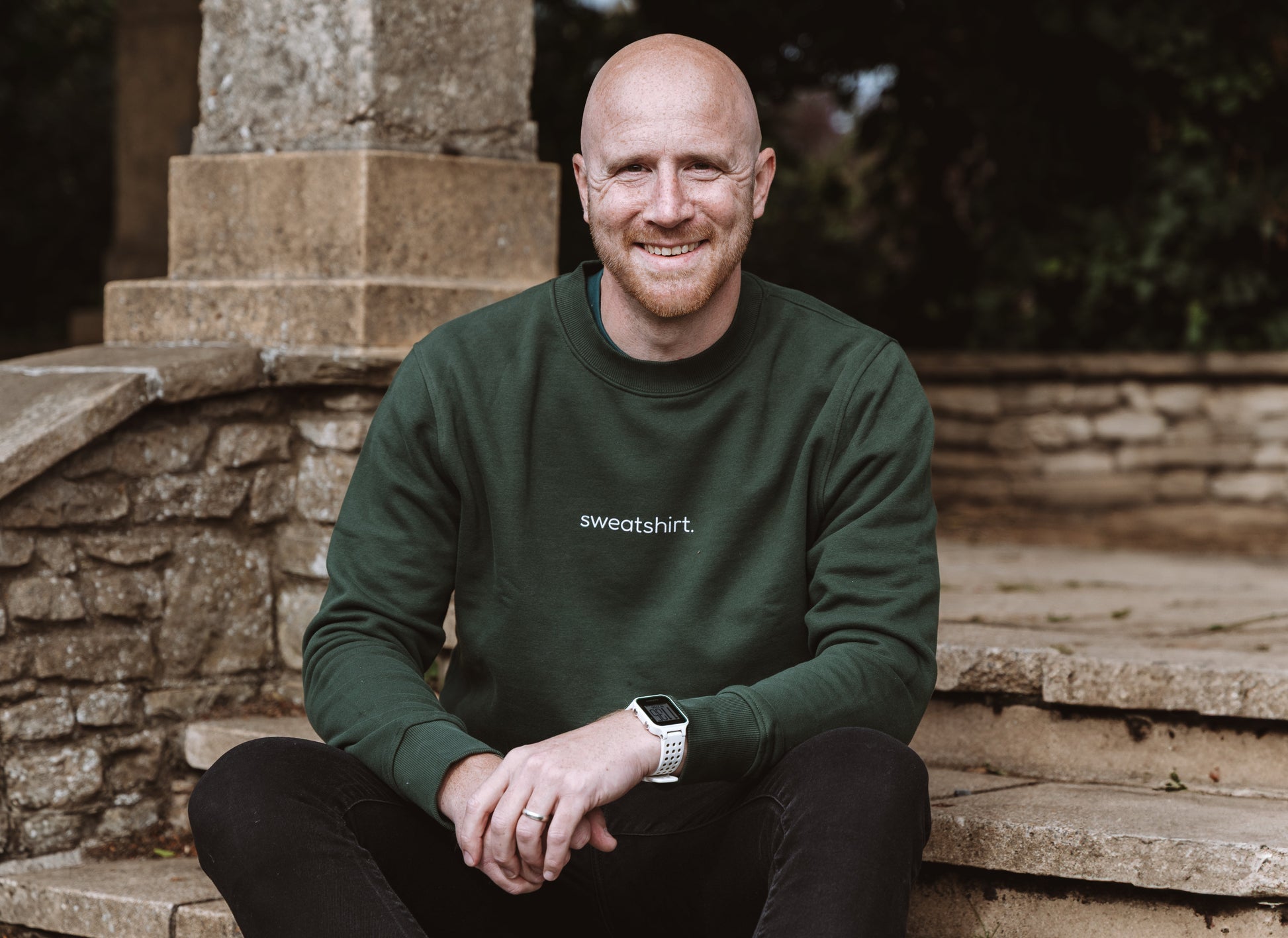 simple. sweatshirt. forest-green.-8