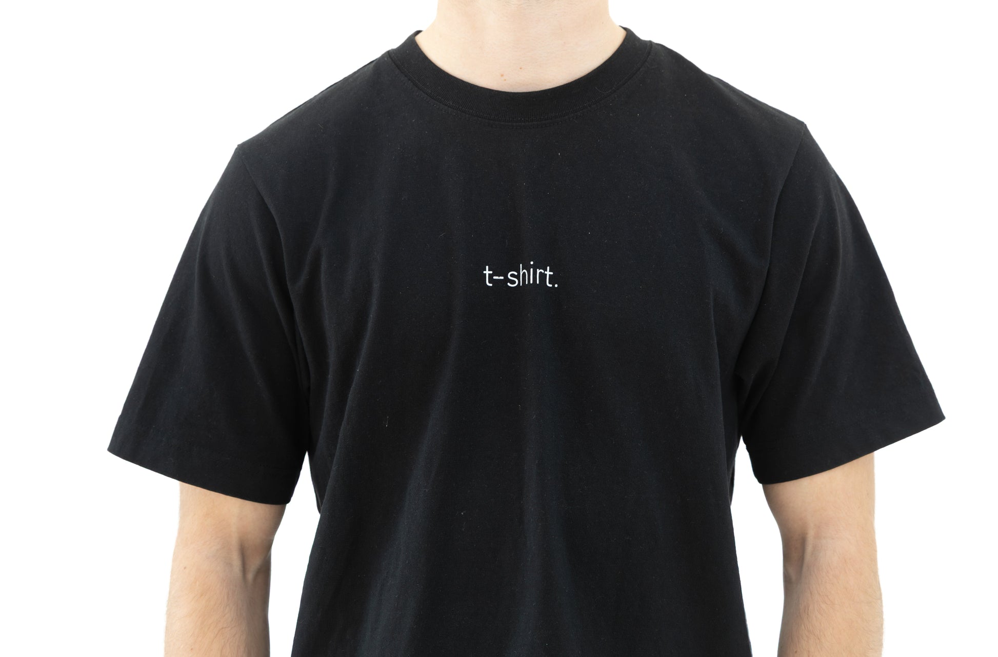 simple. t-shirt. black.-3