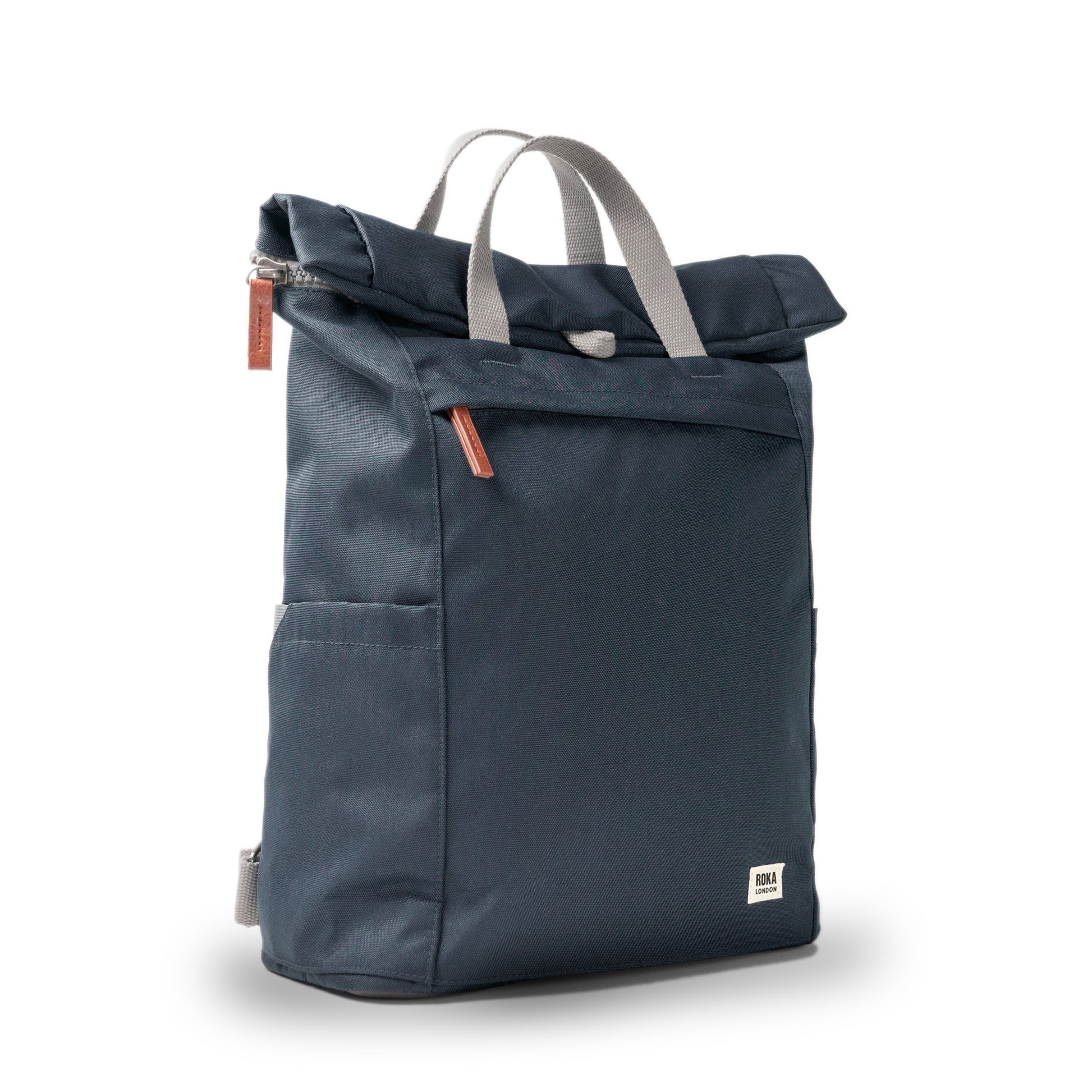 Finchley Backpack in Smoke-12