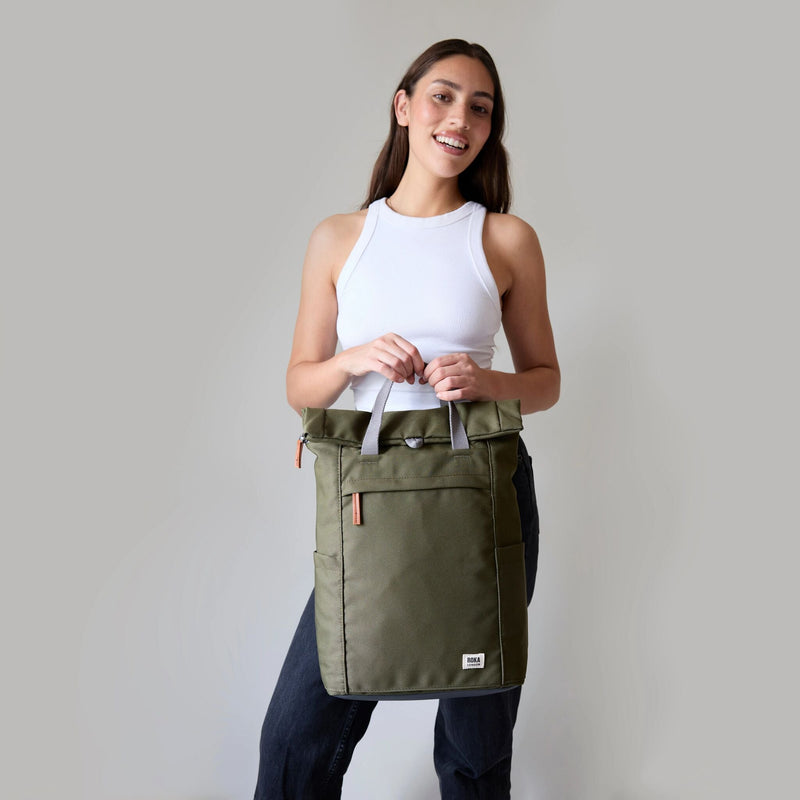 Finchley Backpack in Marine-14