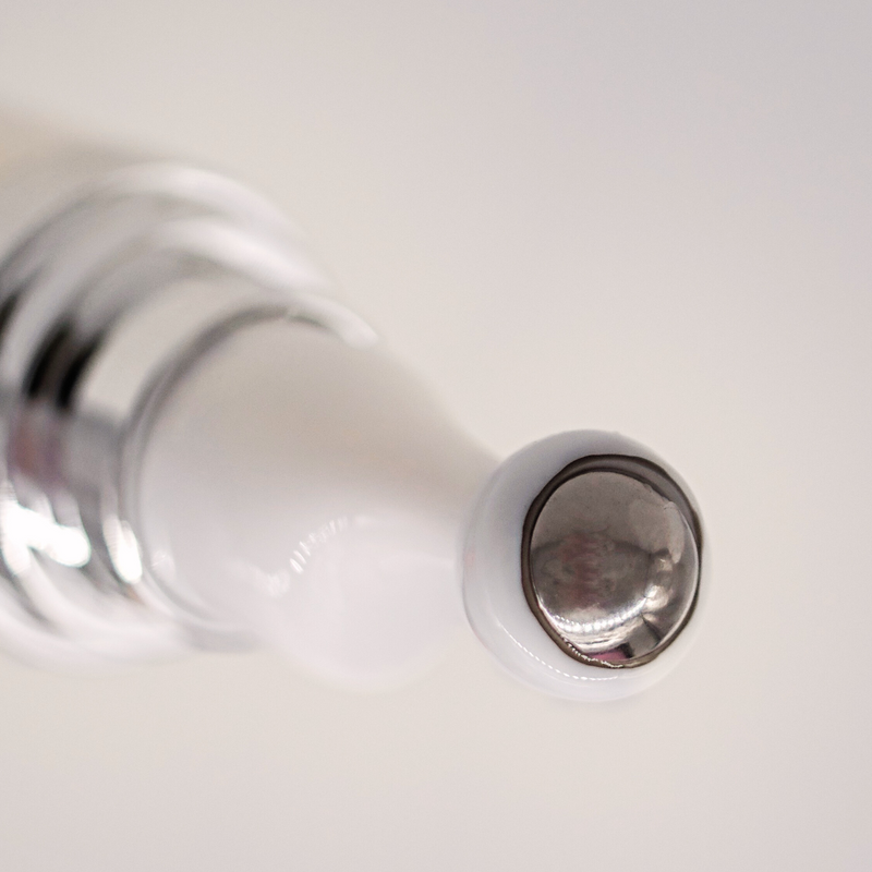 Anti-Fatigue Eye Serum with Eye Roller-4