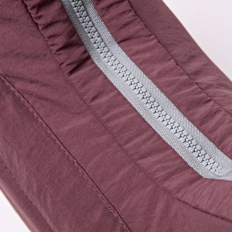Belsize Handbag in Bordeaux-6
