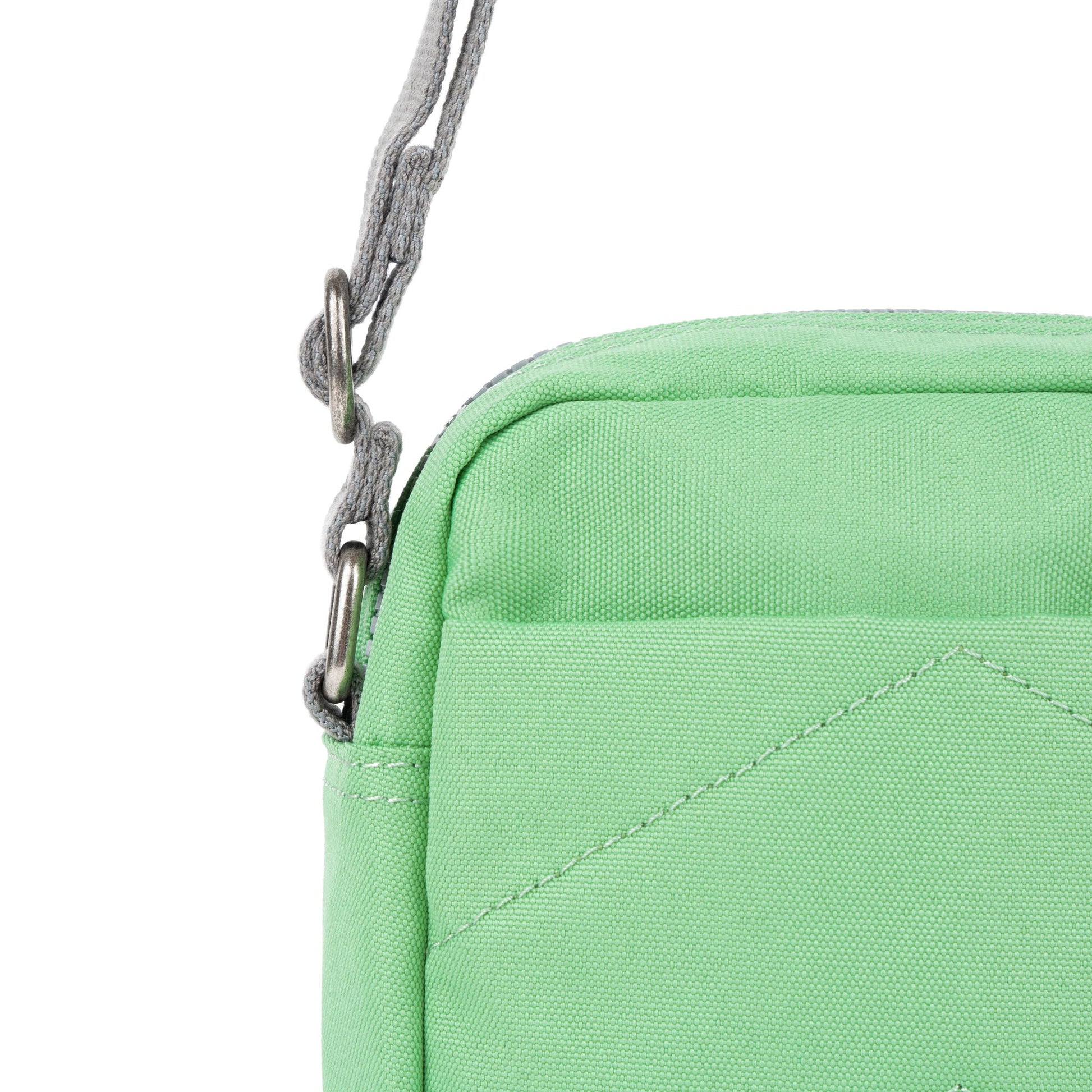 Bond Pocket Crossbody Bag in Peppermint-6