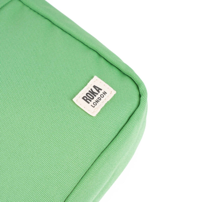 Bond Pocket Crossbody Bag in Peppermint-7