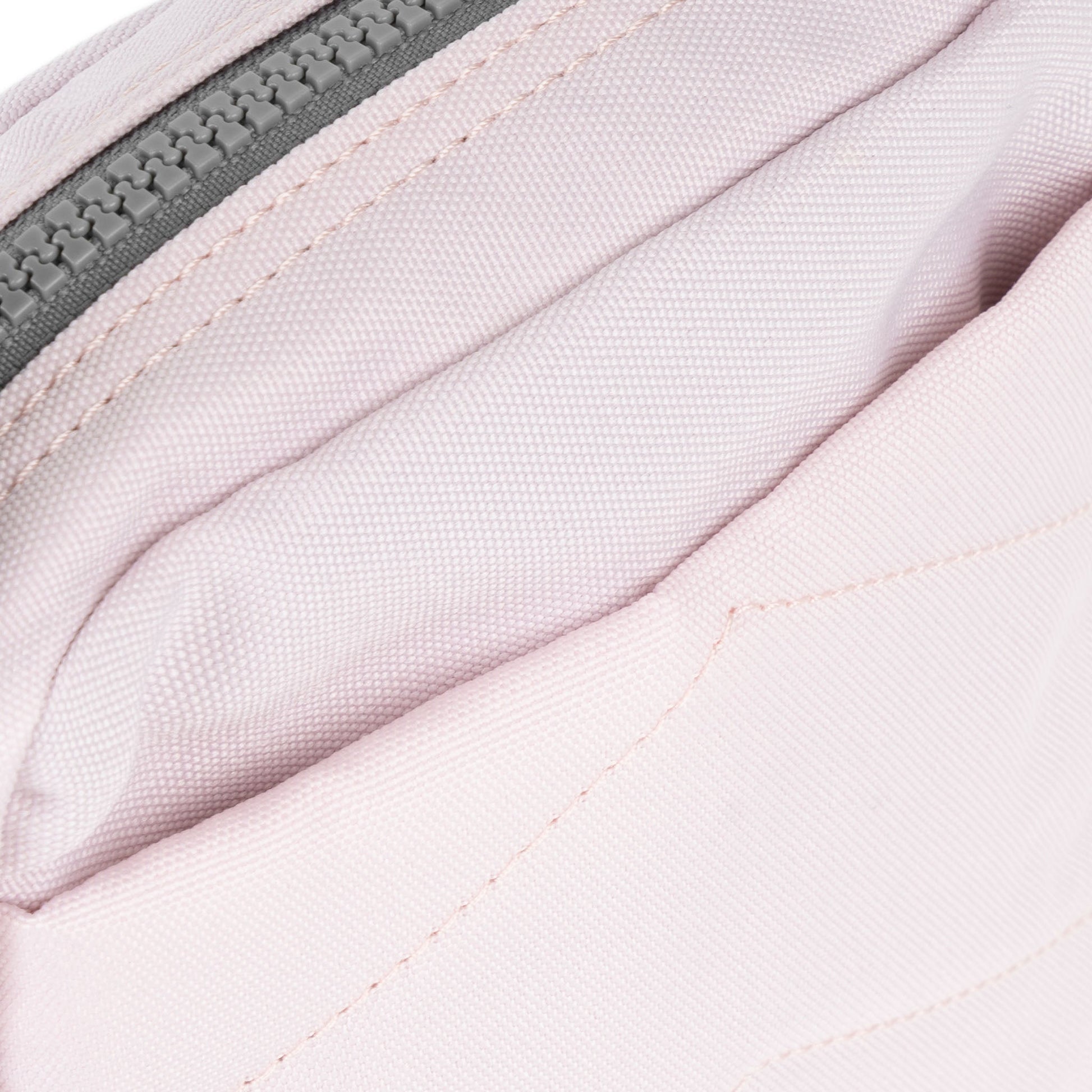 Bond Pocket Crossbody Bag in Transcendent Pink-5