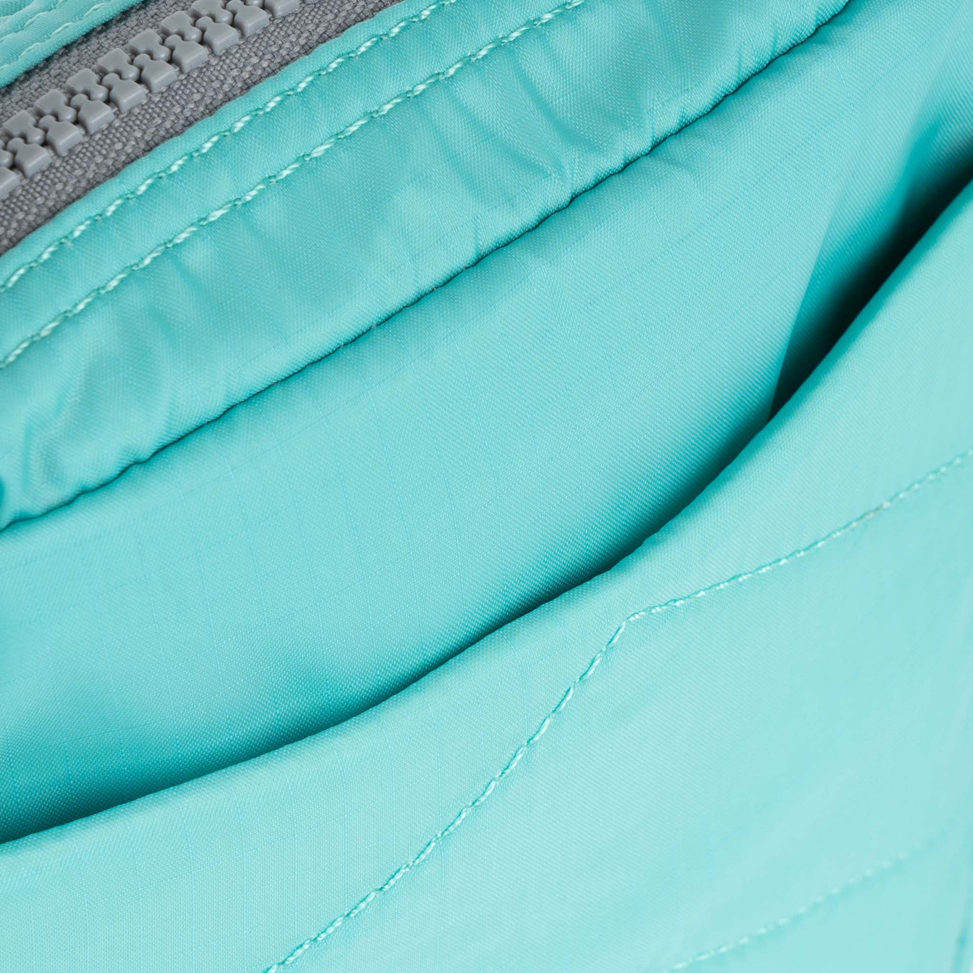 Bond Pocket Crossbody Bag in Aquatic Awe-5