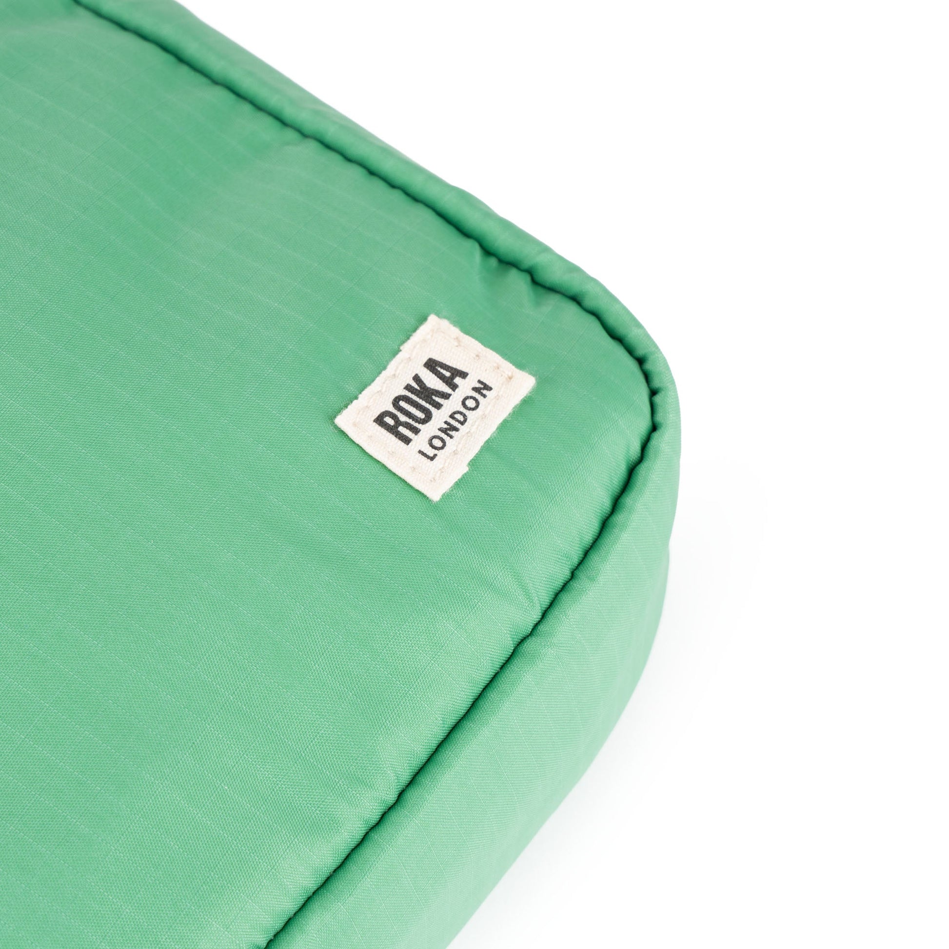 Bond Pocket Crossbody Bag in Matcha-7