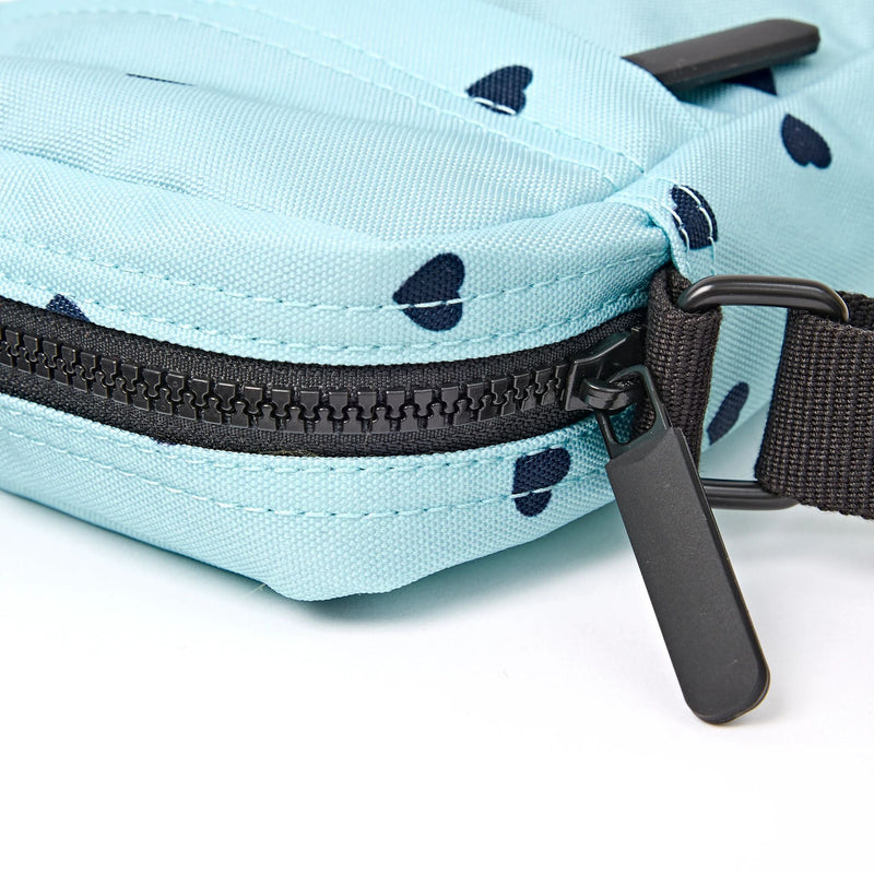 Bond Pocket Crossbody Bag in Heart Print-6