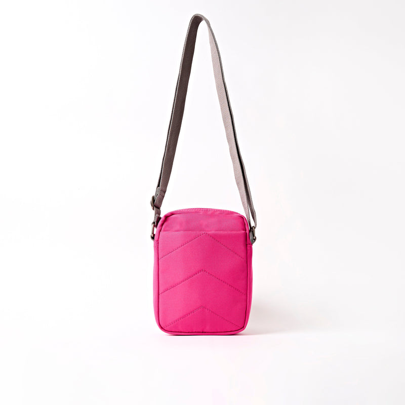 Bond Pocket Crossbody Bag in Granita Red-3
