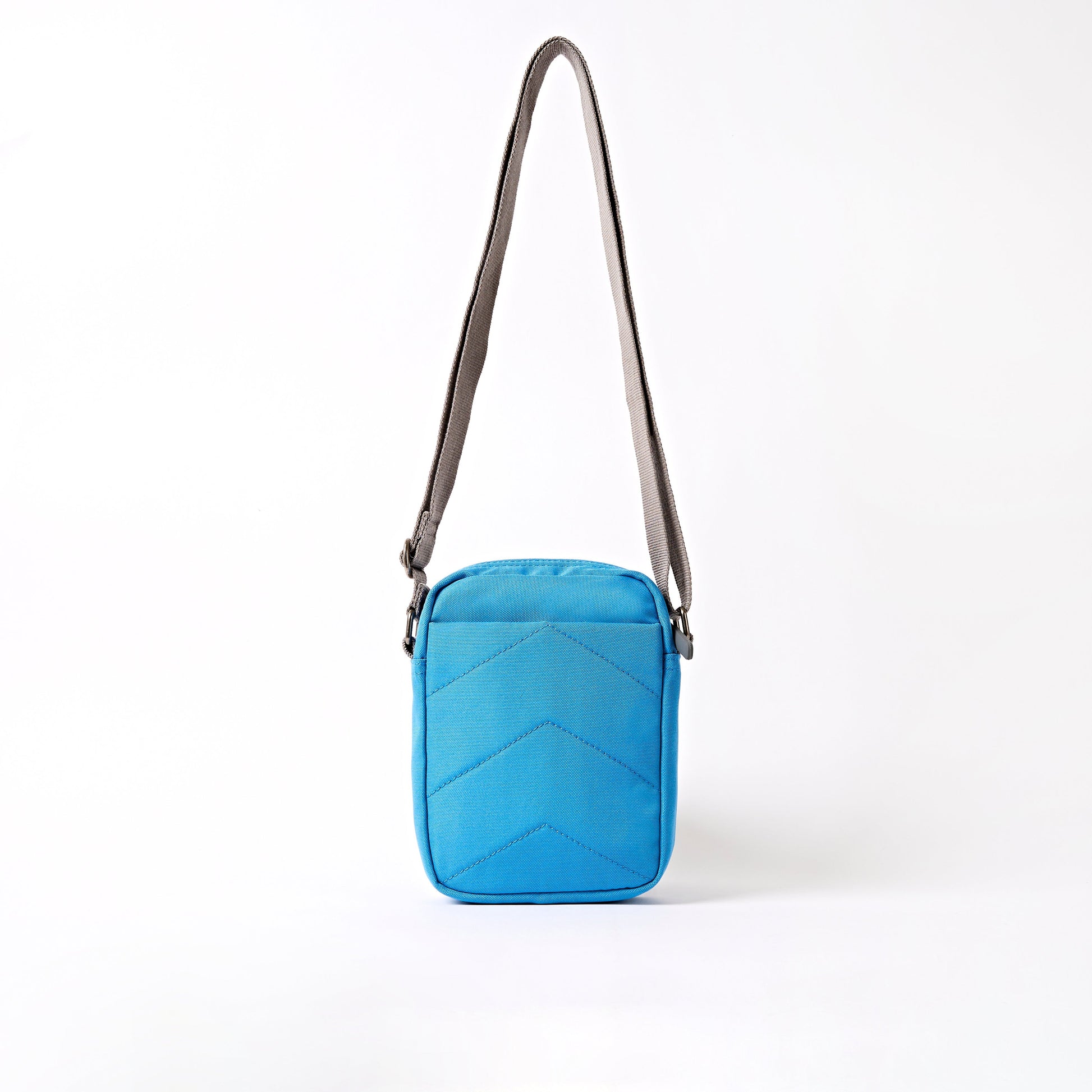 Bond Pocket Crossbody Bag in Malibu Blue Recycled Canvas-3