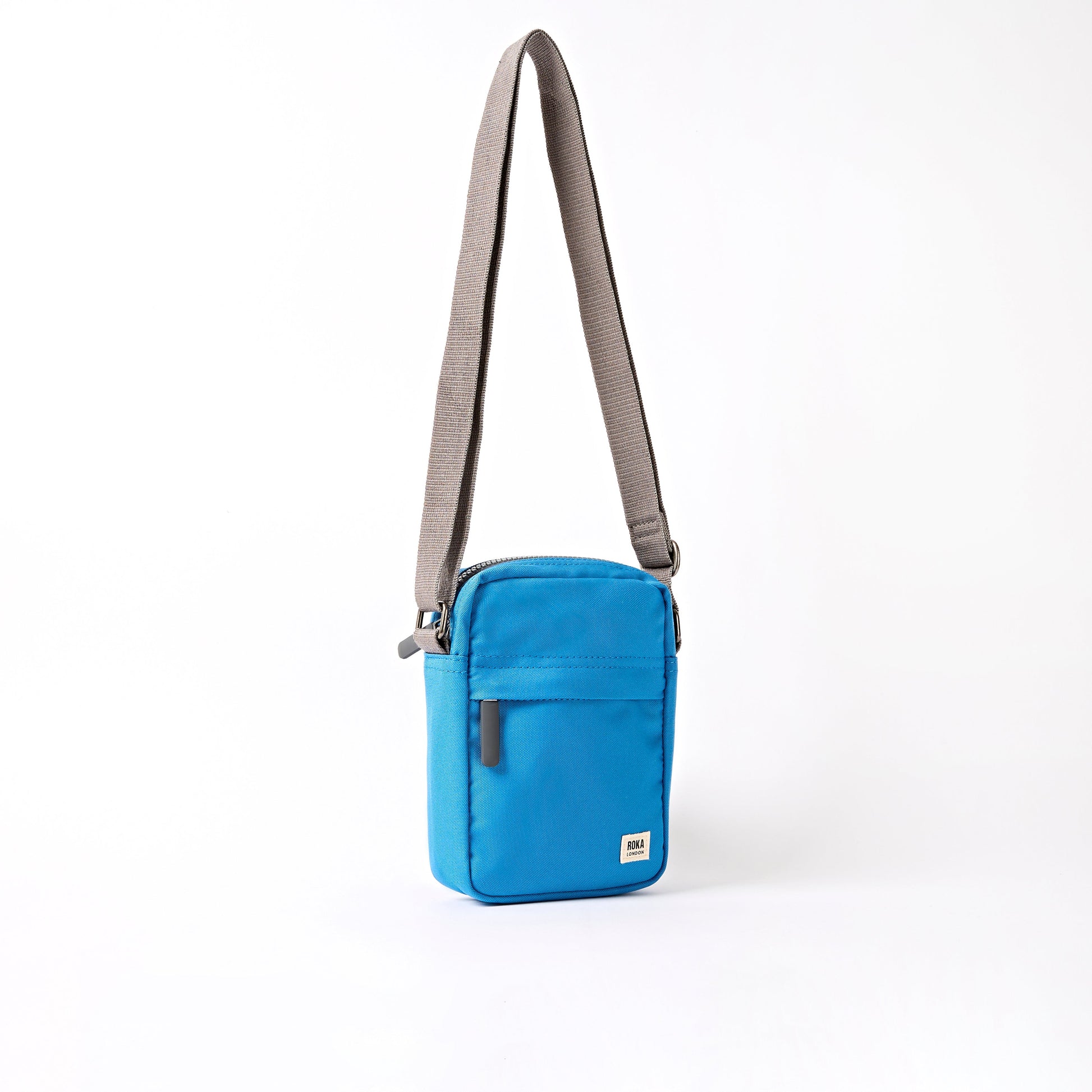 Bond Pocket Crossbody Bag in Malibu Blue Recycled Canvas-2