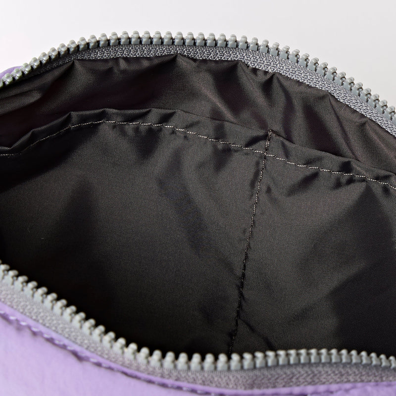 Farringdon Half Moon Bag in Petal-4