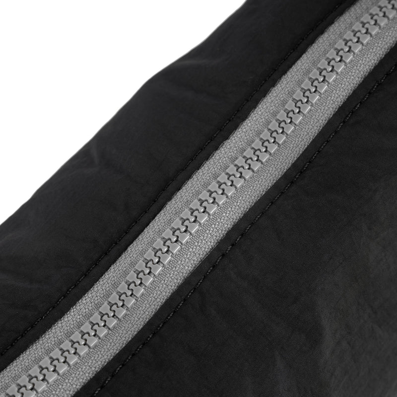 Farringdon Half Moon Bag in Black-4