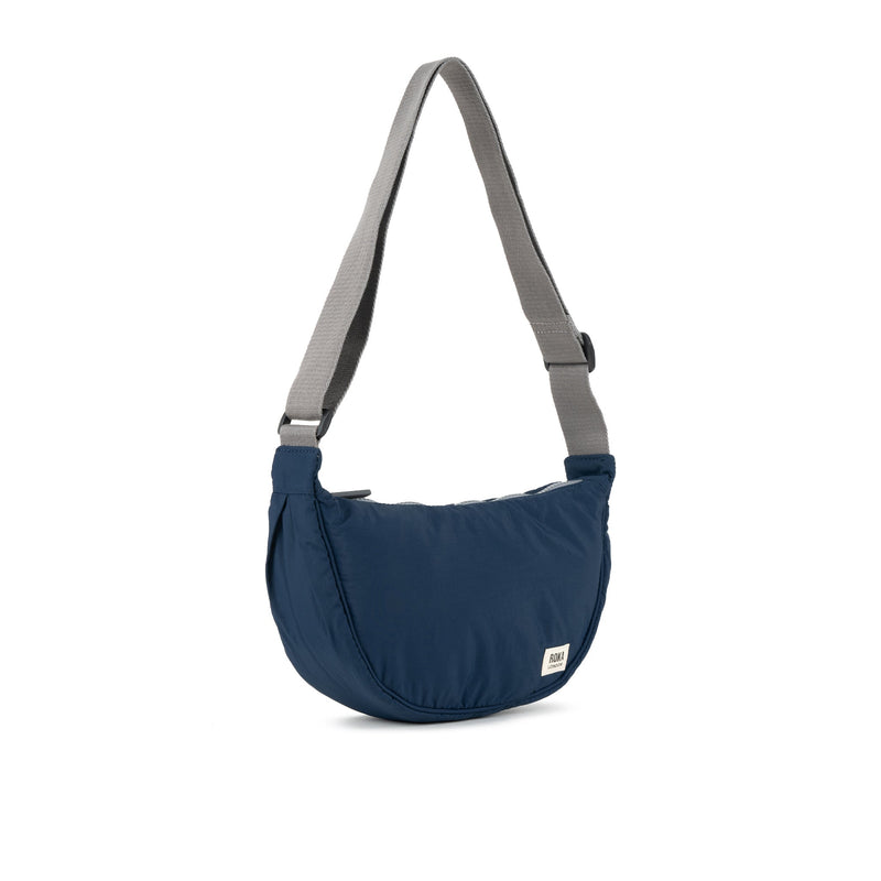 Farringdon Half Moon Bag in Midnight-2
