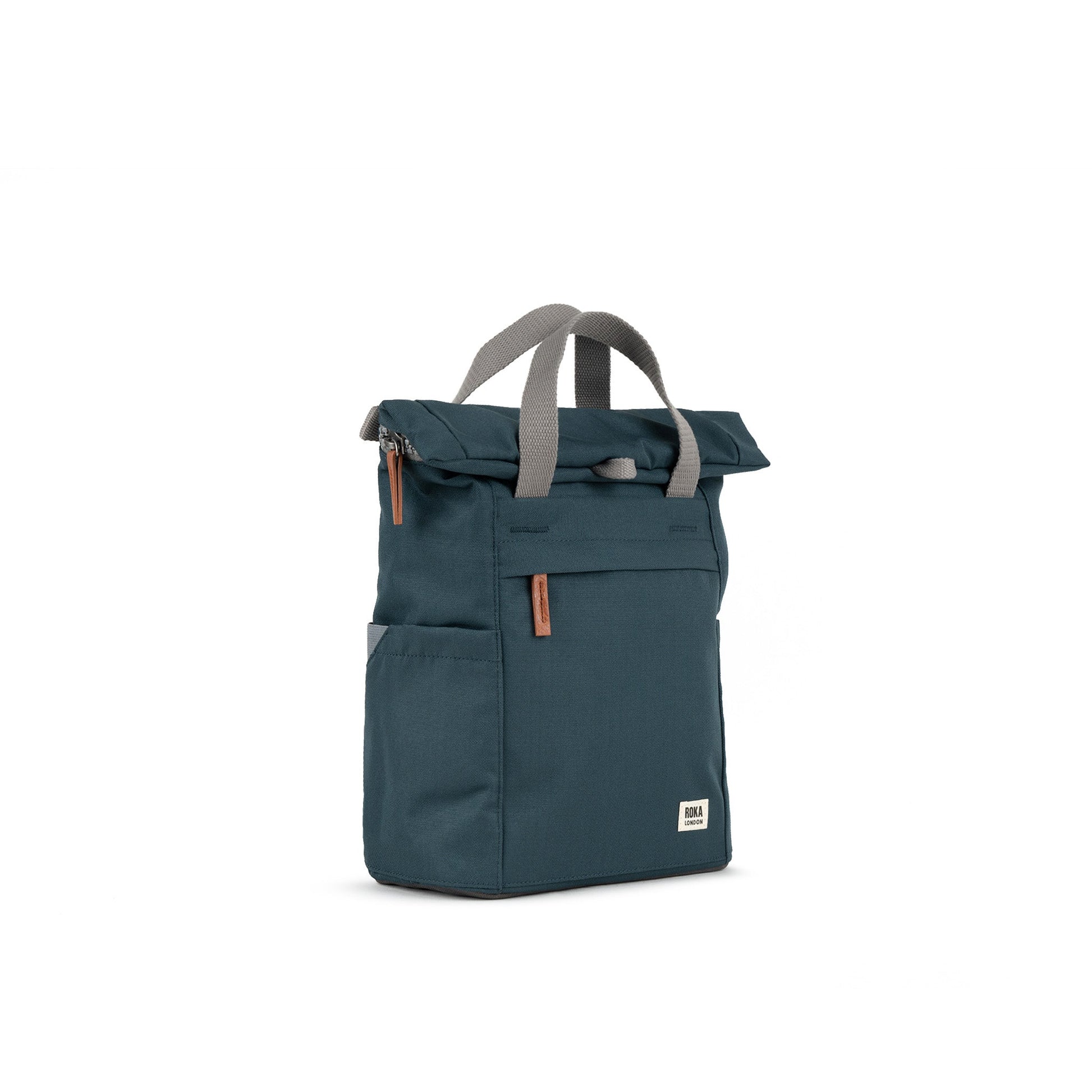 Finchley Backpack in Smoke-9