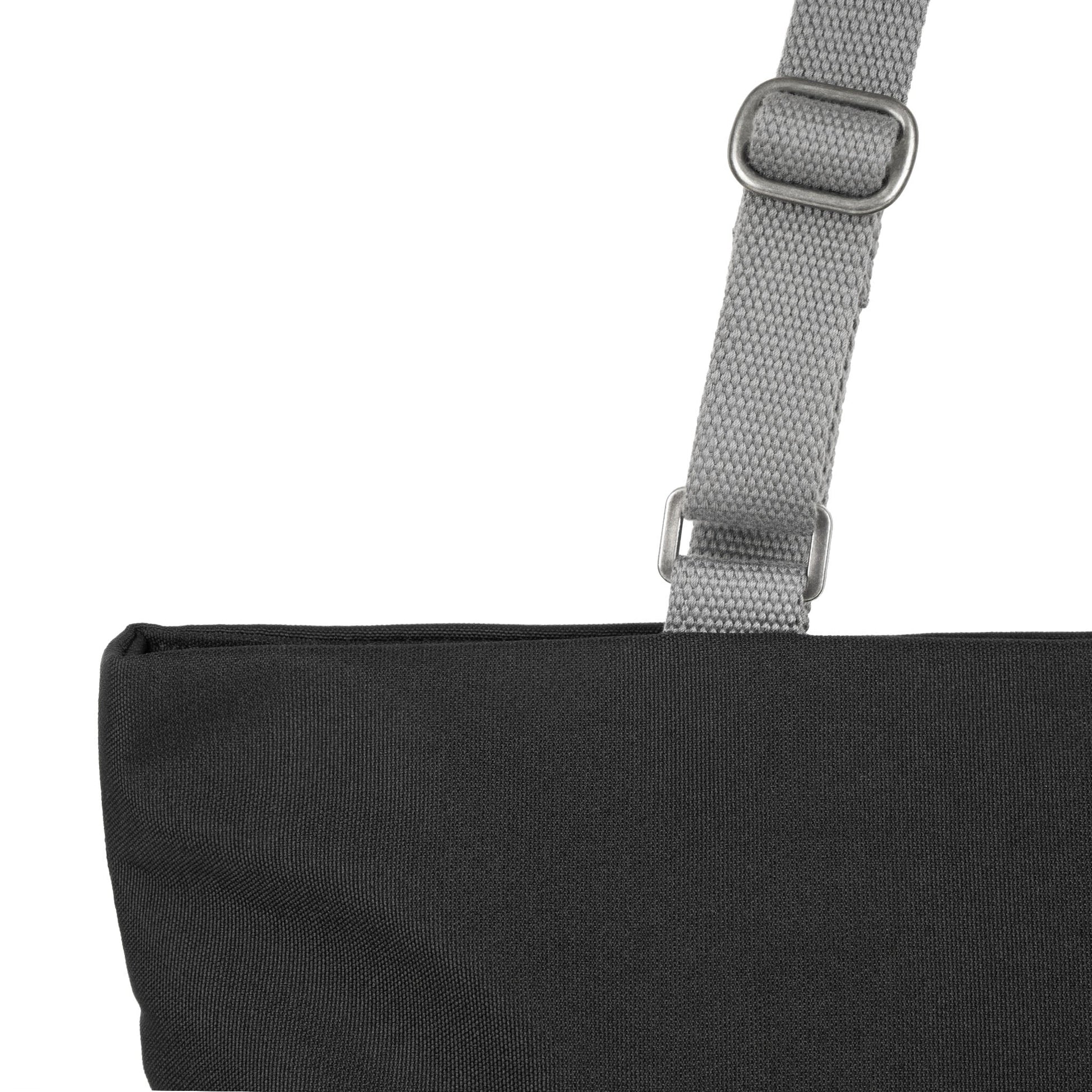 Trafalgar Tote in Ash-5