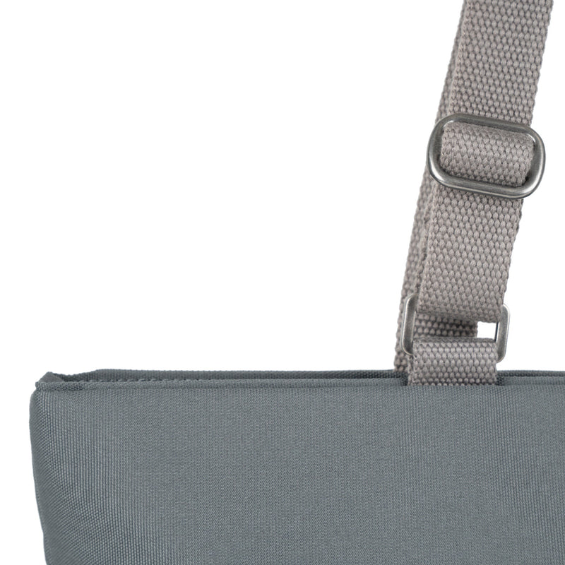 Trafalgar Tote in Smoke-6