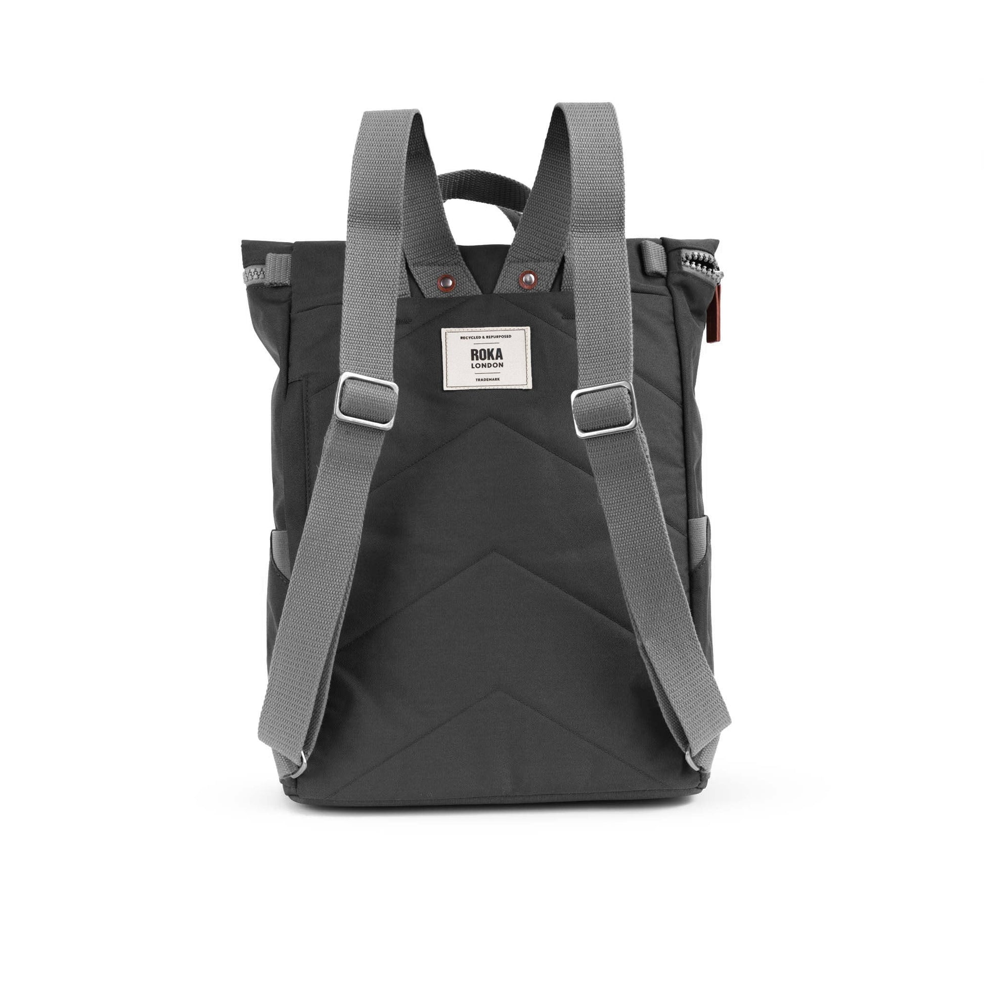 Finchley Backpack in Carbon-11