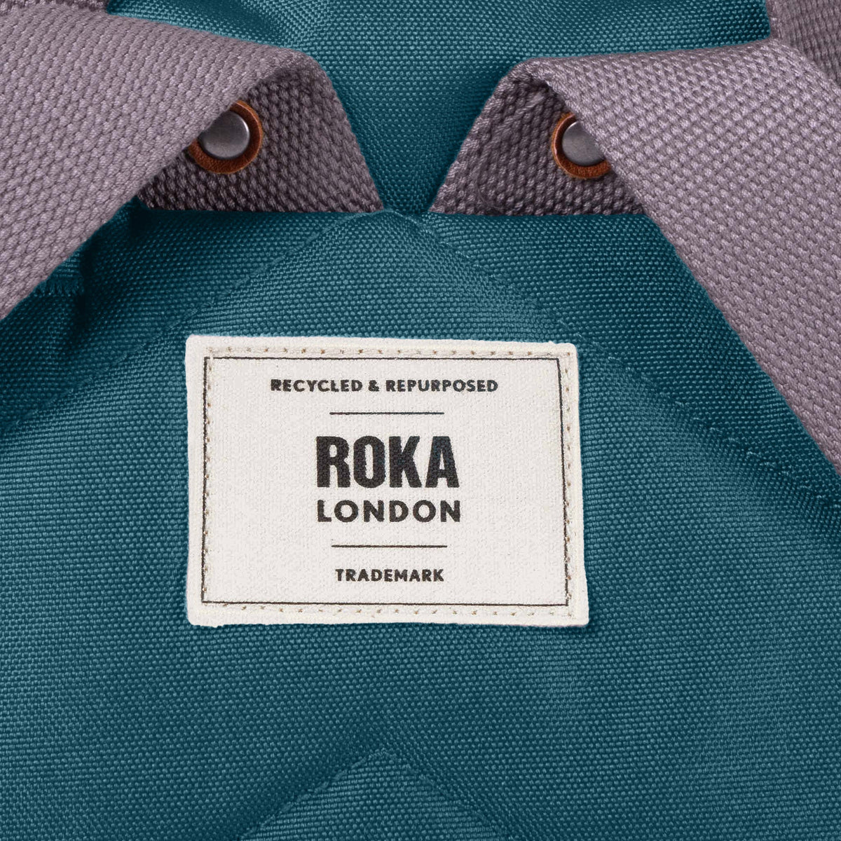 Finchley Backpack in Teal-11