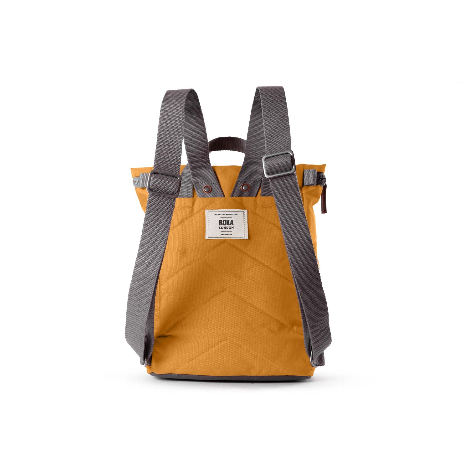 Finchley Backpack in Flax-10