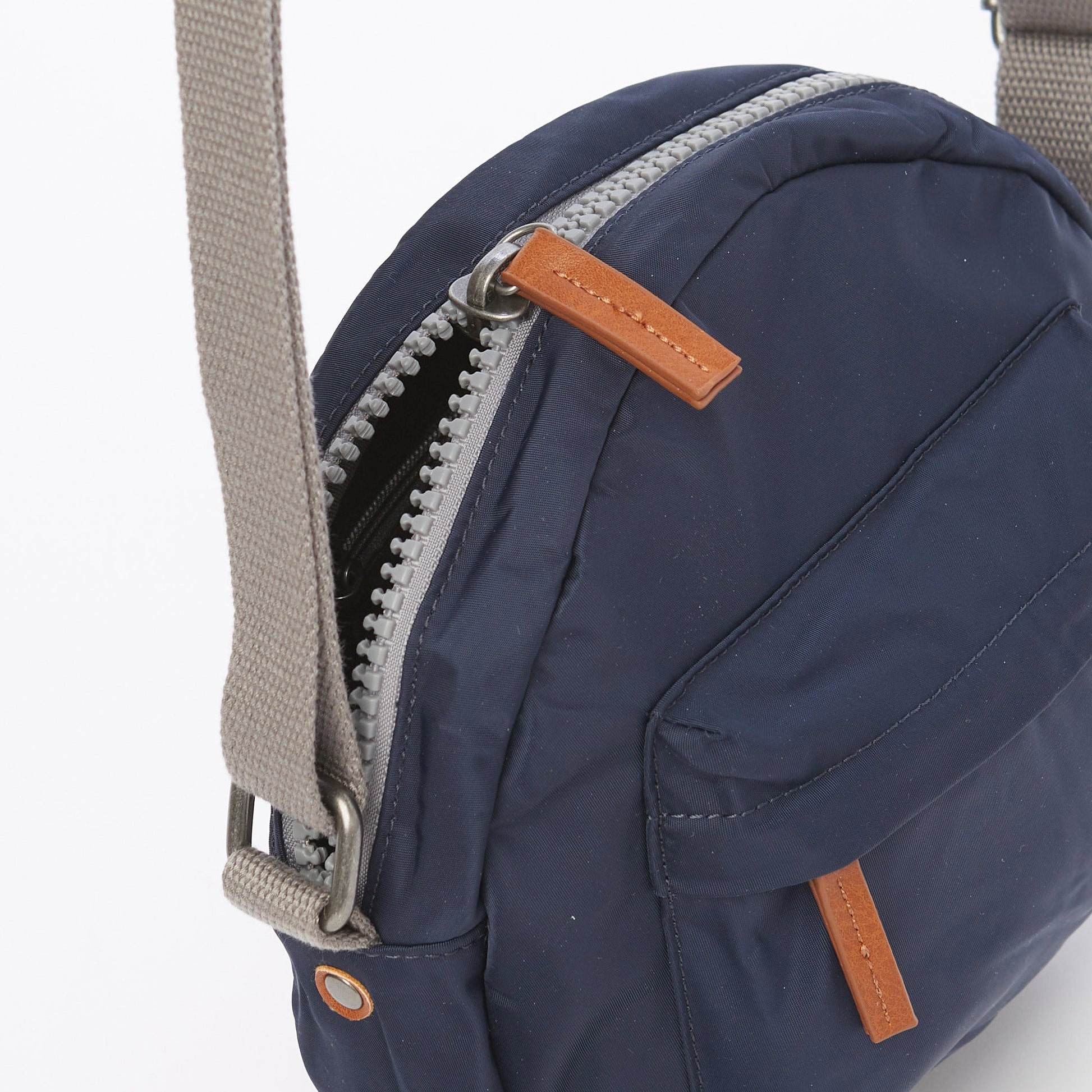 Paddington Crossbody in Midnight-7