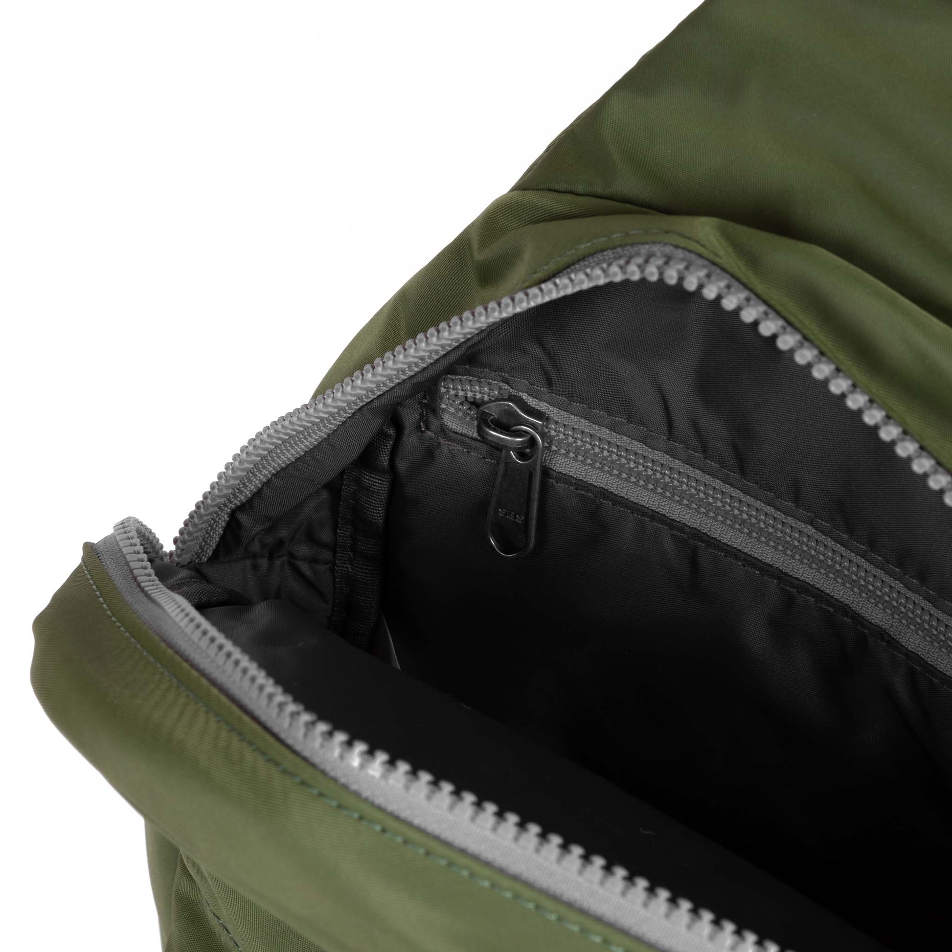 Willesden Sling Bag in Avocado-4