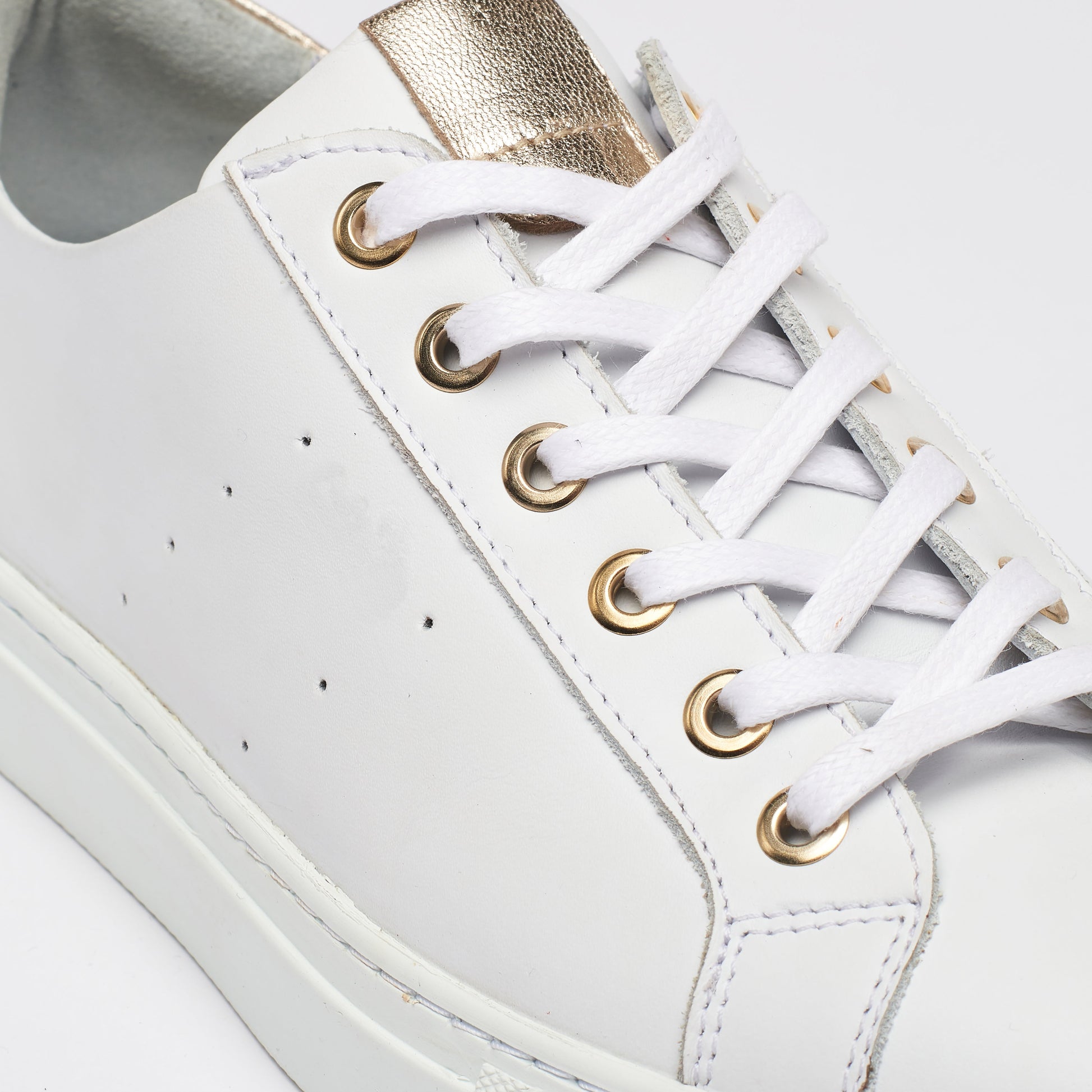 Star - Smooth White Leather & Champagne Trainers-7
