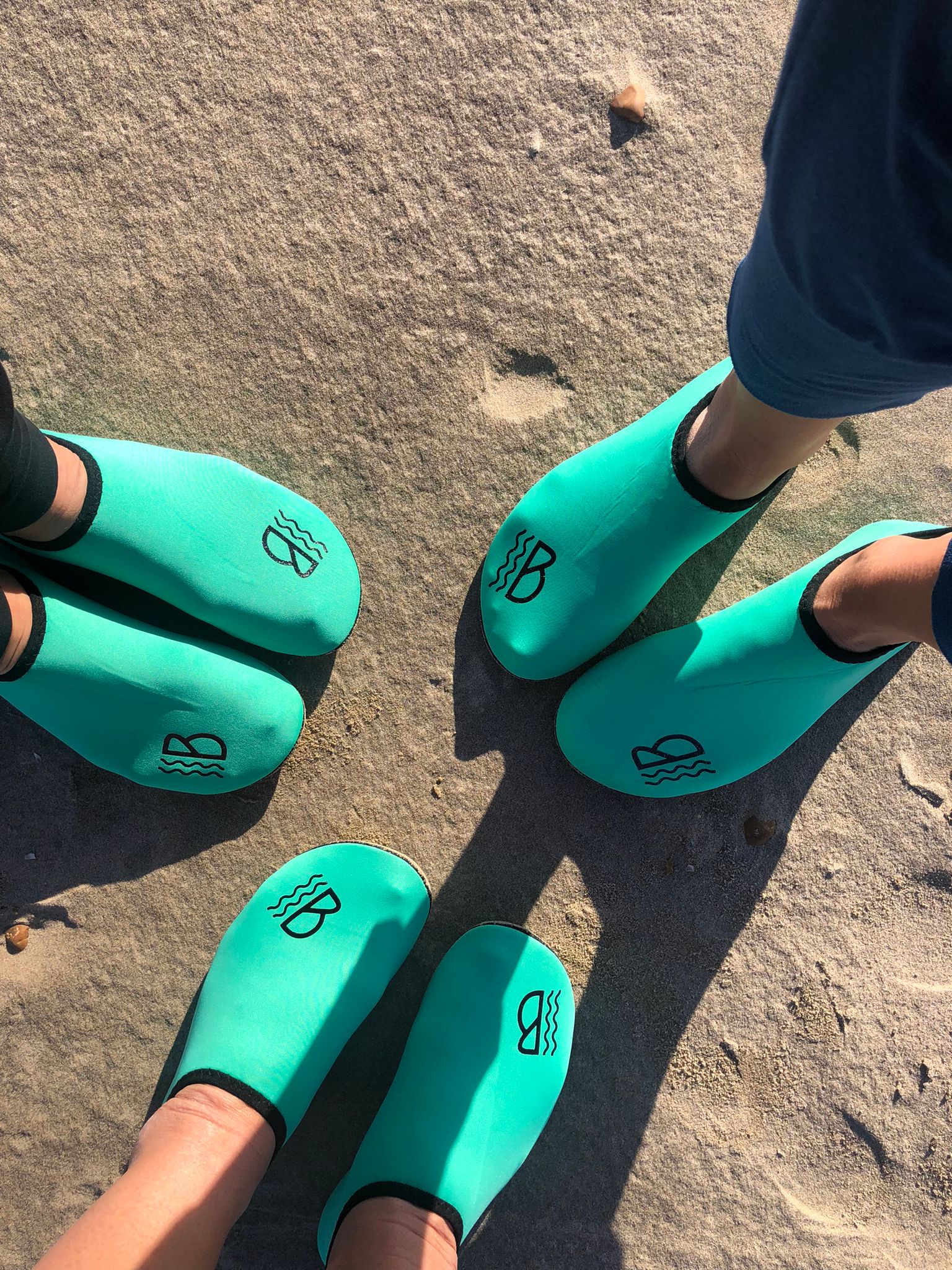 Sea Green Water Shoes with Mesh Storage Bag - Holiday Essentials-2