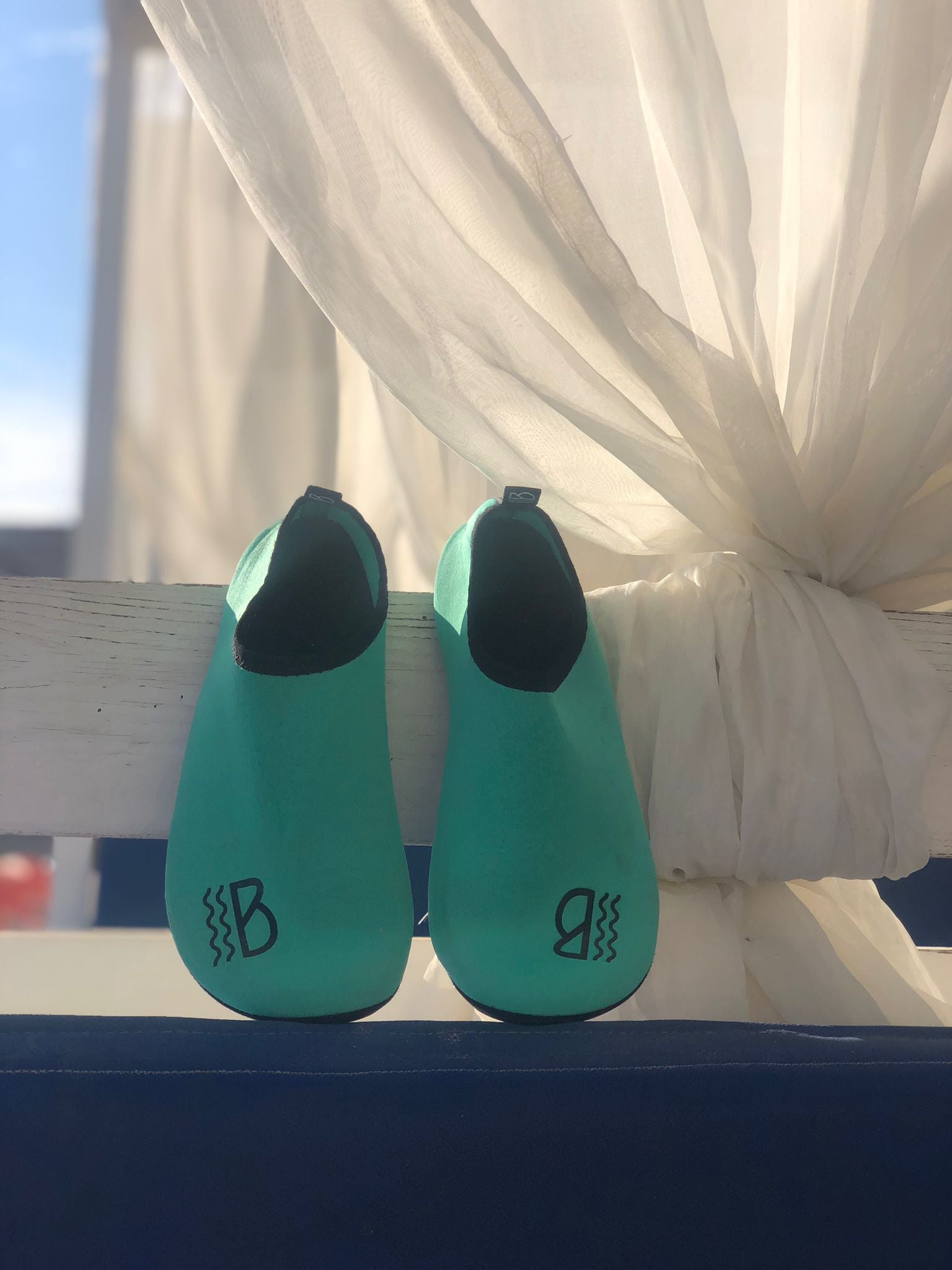 Sea Green Water Shoes with Mesh Storage Bag - Holiday Essentials-6