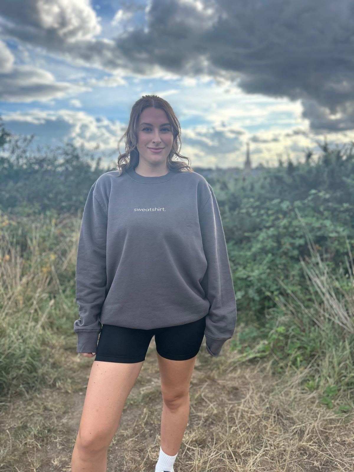 simple. sweatshirt. charcoal.-6